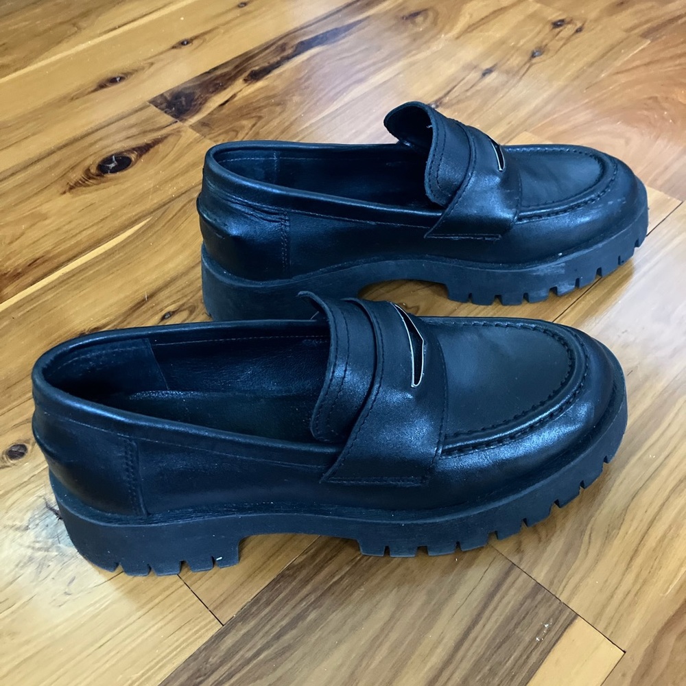 Black Steve Madden Loafers